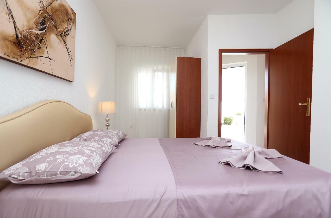 Apartment Katarina Trogir Exterior foto